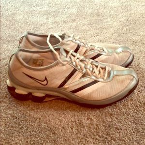 Nike cross-train shoe